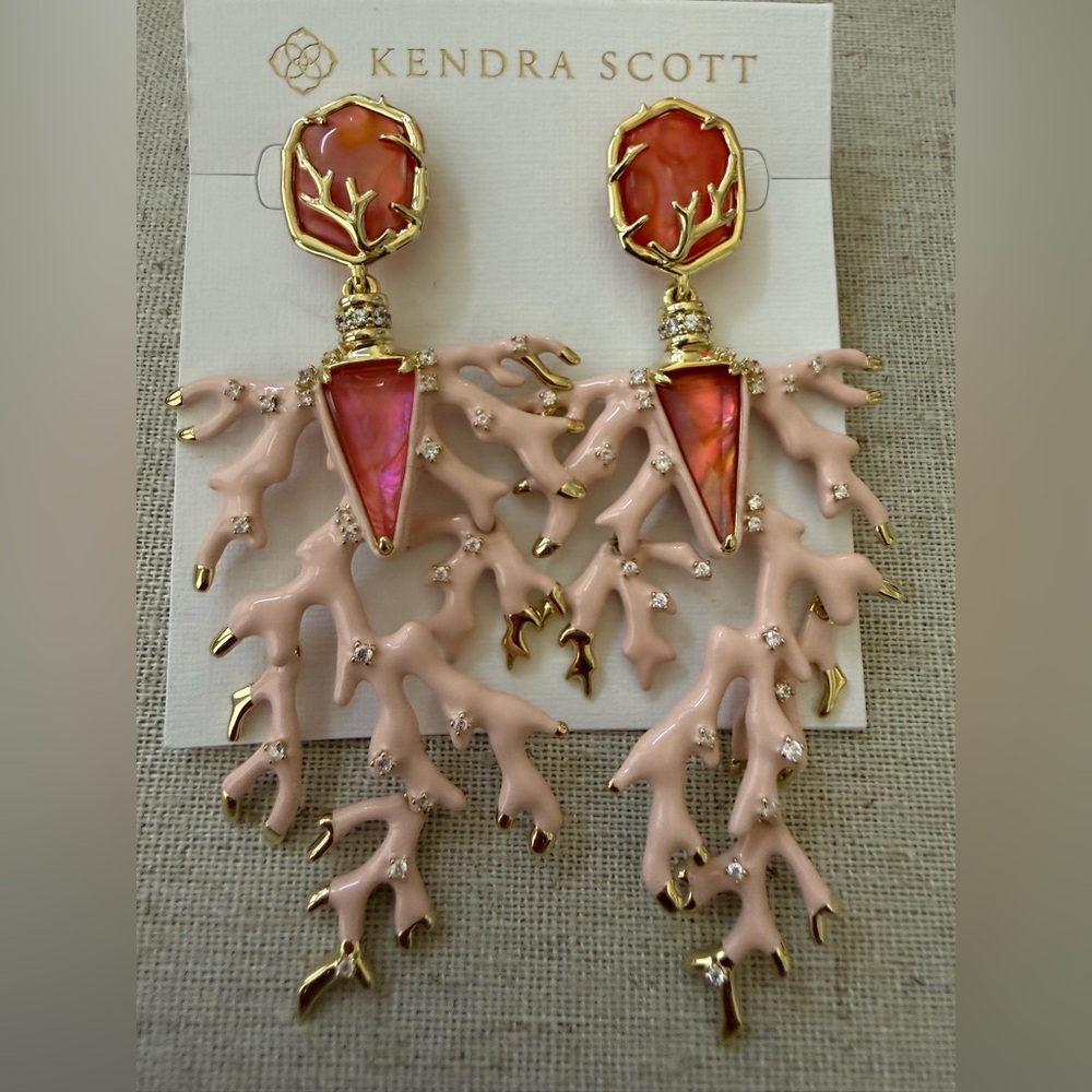 💛KENDRA SCOTT PROTOTYPE EARRINGS💛